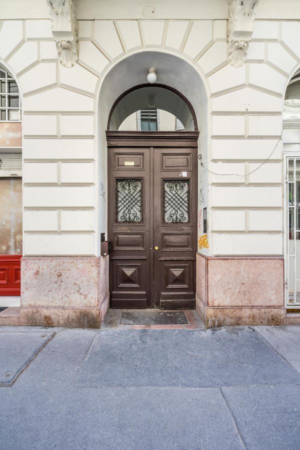 City Centre Apartment Budapeste Exterior foto