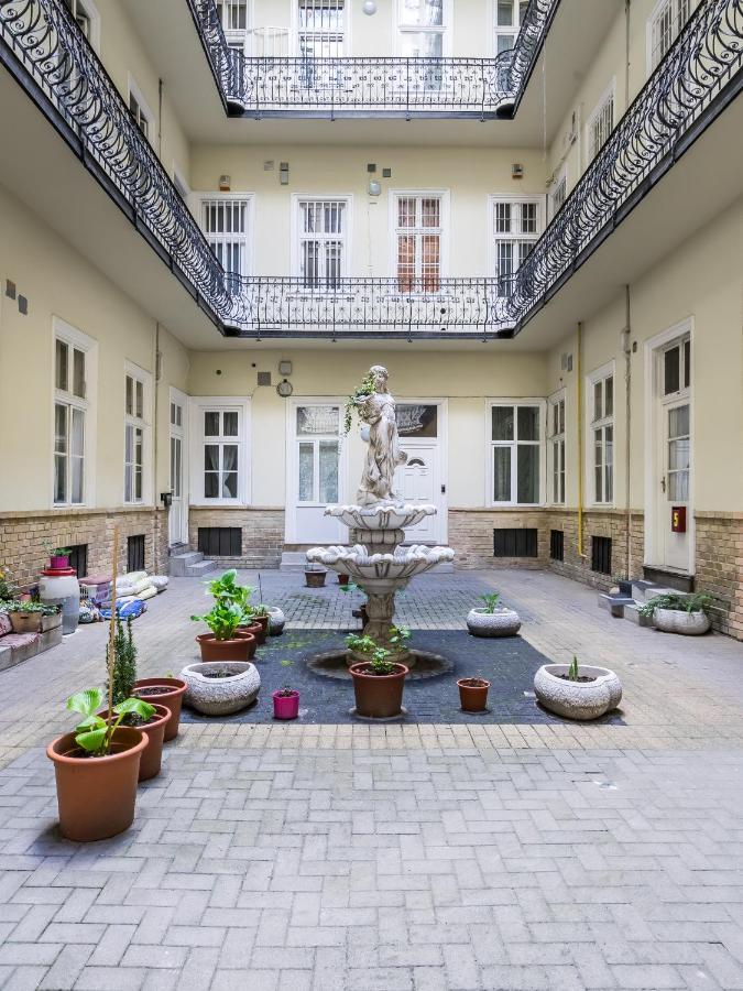 City Centre Apartment Budapeste Exterior foto